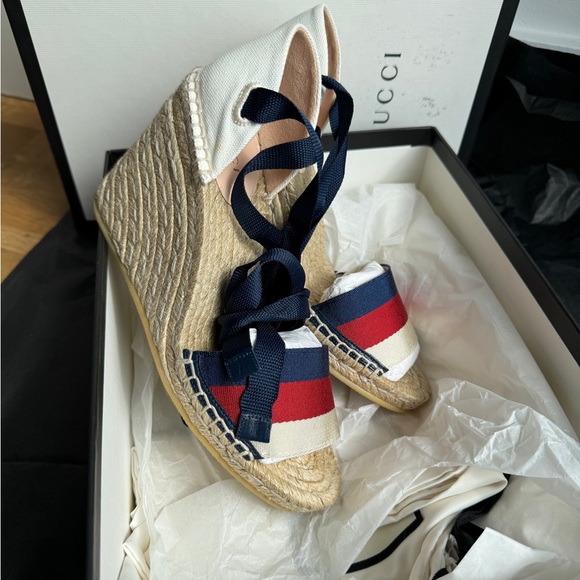 GUCCI
Canvas Sylvie Web Ankle Wrap
Espadrille Wedge Sandals - Picture 5 of 12